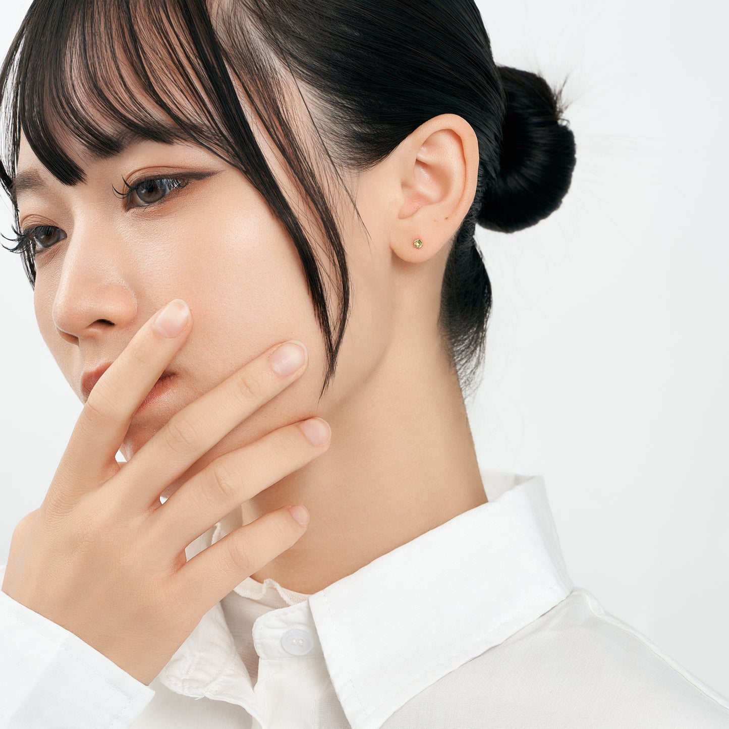 K18 誕生石 スタッドピアス 3mm（8月：ペリドット）