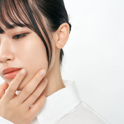 K18 誕生石 スタッドピアス 3mm（8月：ペリドット）