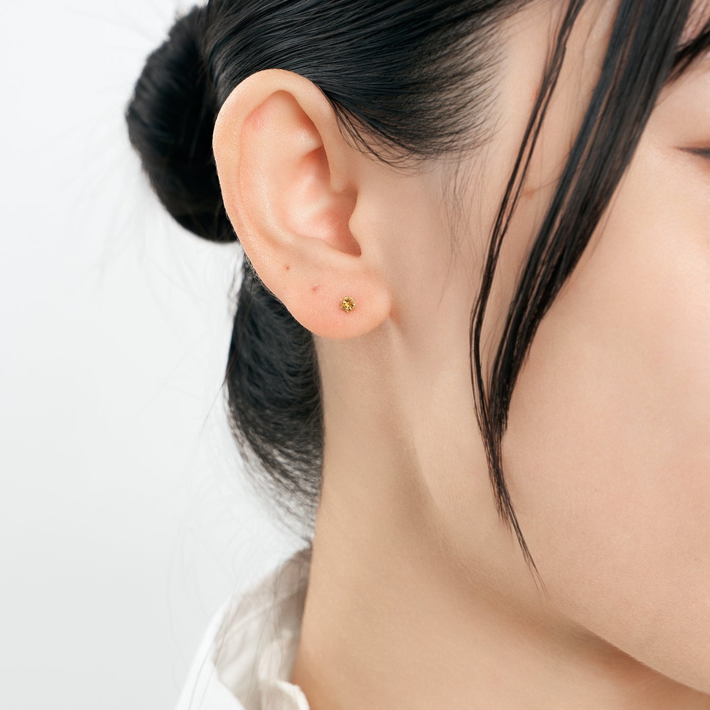 K18 誕生石 スタッドピアス 3mm（11月：シトリン）