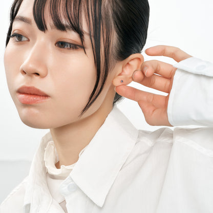 K18 誕生石 スタッドピアス 3mm（12月：タンザナイト）