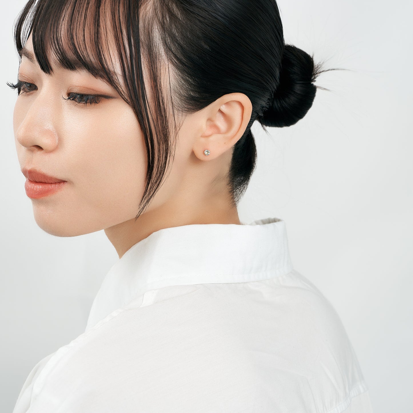 K18 誕生石 スタッドピアス 4mm（3月：アクアマリン）