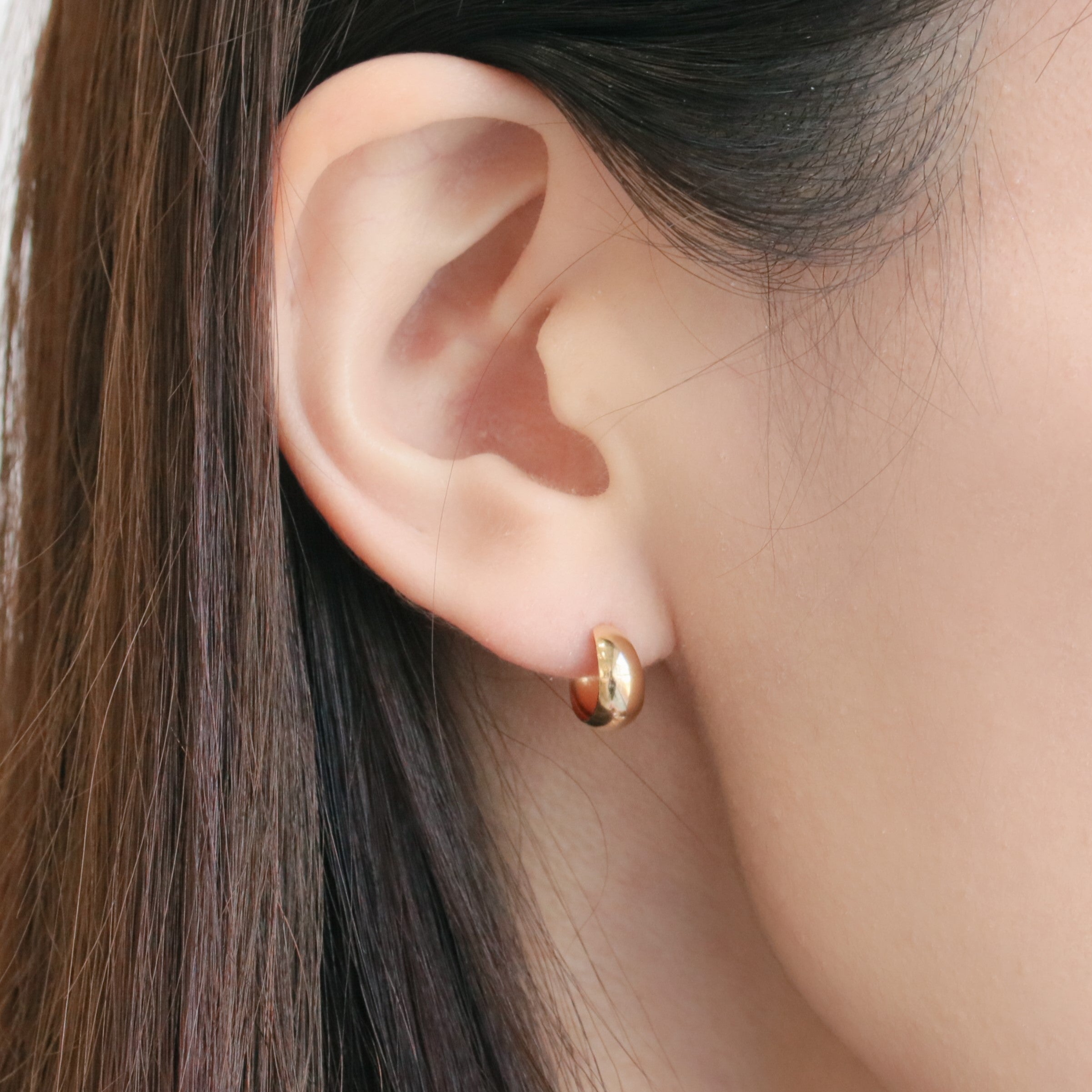 メール便可 2セットまで 美品 18k フープピアス 月甲 5㎜✖️15